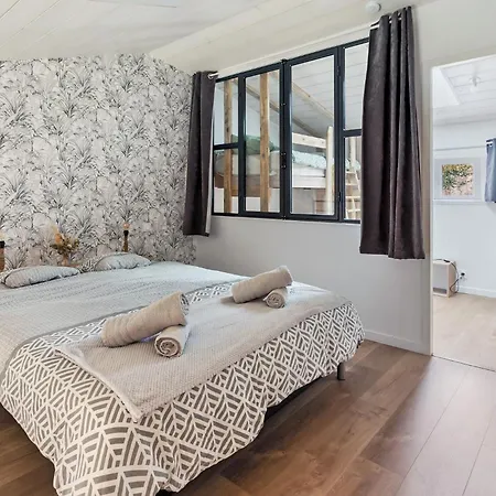 La Rousseline - Bord De Sevre, Calme & Moderne بيت للعطل