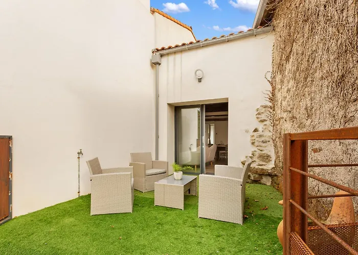 Holiday home La Rousseline - Bord De Sevre, Calme & Moderne *